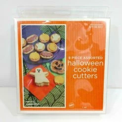 Bargainwizz Costumes Wilton Halloween Cookie Cutter 8 Piece Set